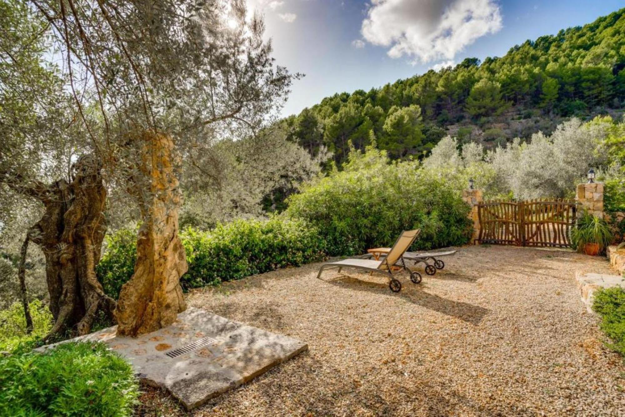 Affittacamere Casita De Montana Cerca Del Mar Fornalutx Esterno foto